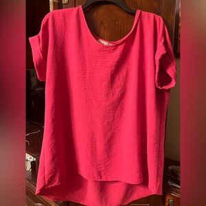 Women’s Short Sleeve Scoop Neck Tee - Hot Pink